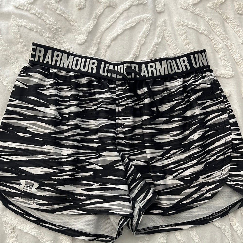 Under Armour Shorts used once size Small